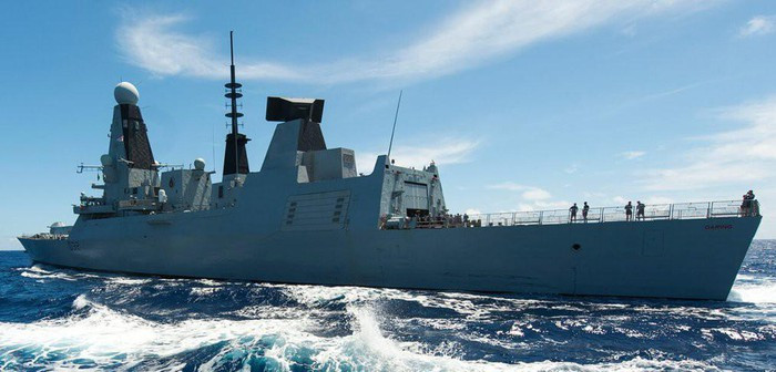 Việc điều chỉnh riêng lẻ sức mạnh của chúng bằng một nhóm vi xử lý RISC i860 (kết hợp khả năng chọn lọc tần số cao nhất của bộ xử lý chính) cho phép radar Sampson tạo ra mô hình định hướng mô phỏng linh hoạt với 'điểm nhấn' trong khu vực gây nhiễu điện tử của đối phương.