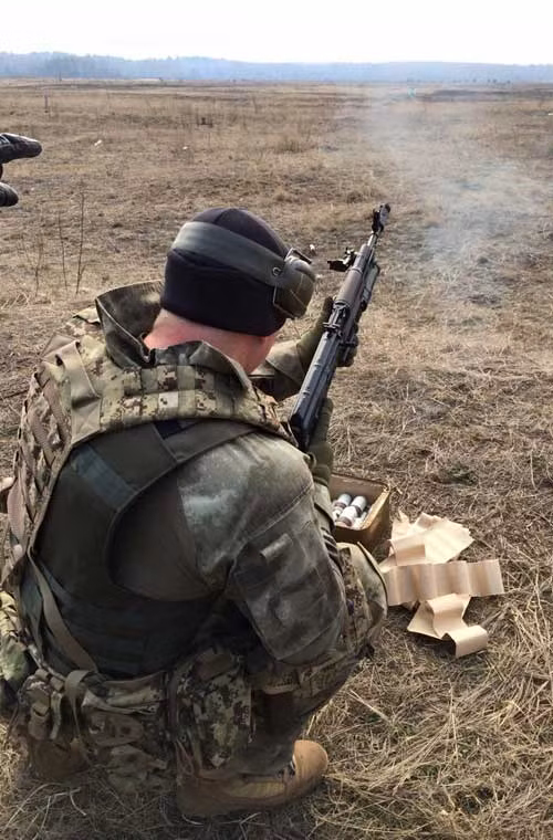 Khai hỏa đạn lựu.