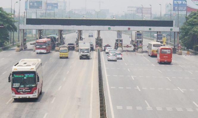 Can canh tram BOT bi de nghi “khai tu” o Ha Noi
