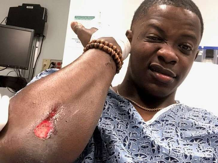 Không nề hà nguy hiểm, người đàn ông này đã dùng sức mạnh của mình để ngăn cản một vụ xung đột tại một quán cà phê, giúp được nhiều người thoát khỏi nguy hiểm.