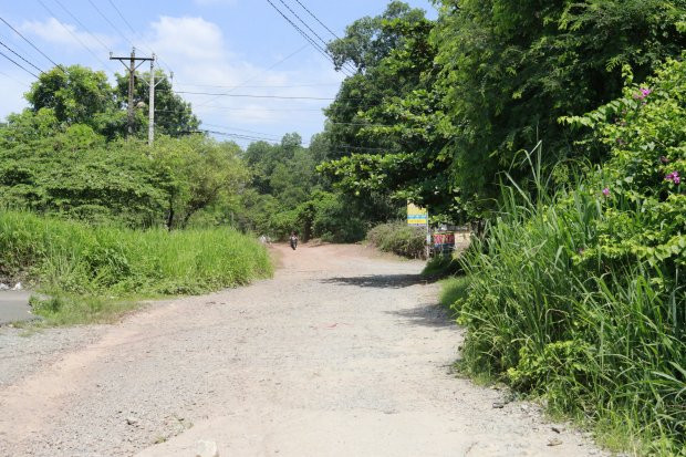 Những dãy trọ giá rẻ nằm ở khu vực hẻo lánh.