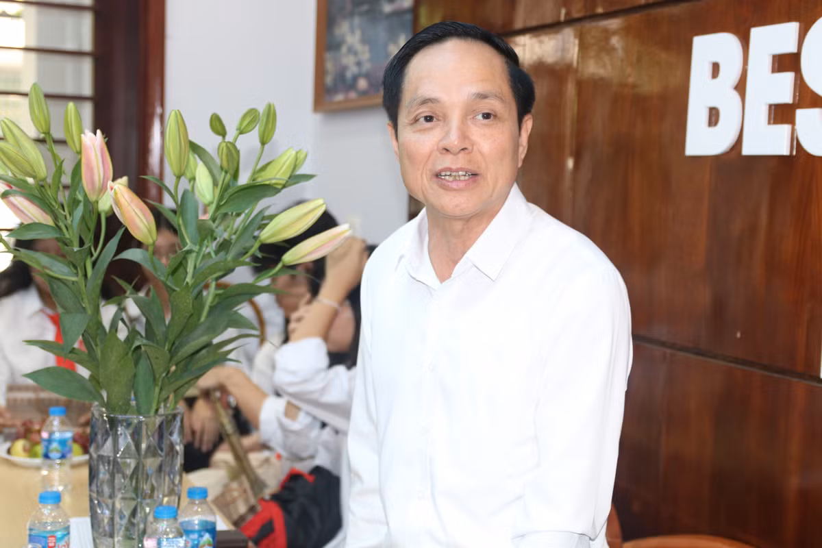 Tri an cac tac gia co bai trong bo sach nang cao-Hinh-3