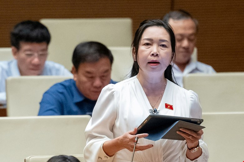 ĐBQH: Biết là ma túy, vẫn vi phạm, có nên coi là bệnh nhân? DBQH: Biet la ma tuy, van vi pham, co nen coi la benh nhan?