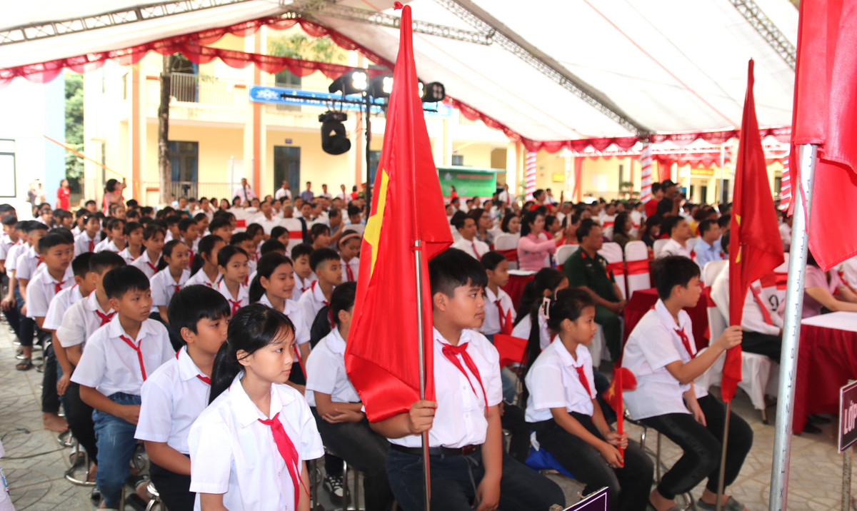 Xuc dong ky uc ngoi truong tung chi co duy nhat 1 lop-Hinh-4