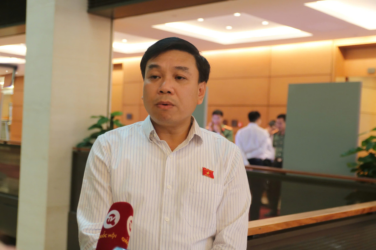 Đại biểu đề xuất đầu tư trực thăng để phòng cháy chữa cháy - Hình 3 Dai bieu de xuat dau tu truc thang de phong chay chua chay-Hinh-3