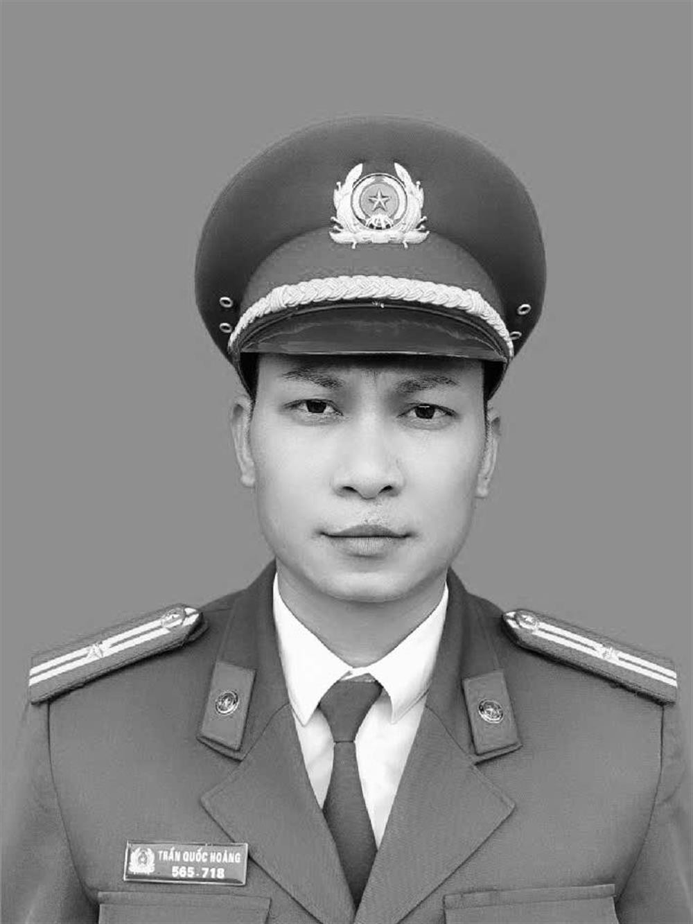 Thiếu tá Trần Quốc Hoàng (37 tuổi) đã anh dũng hy sinh trong khi làm nhiệm vụ phòng, chống bão số 3, bảo đảm an toàn cho trại giam và phạm nhân. Thiếu tá Hoàng là cán bộ trại giam Quảng Ninh, thuộc Cục Cảnh sát quản lý trại giam, cơ sở giáo dục bắt buộc, trường giáo dưỡng, Bộ Công an. Theo thống kê sơ bộ, đến nay, có 3 cán bộ chiến sĩ công an hy sinh và một số cán bộ bị thương trong thi hành nhiệm vụ.