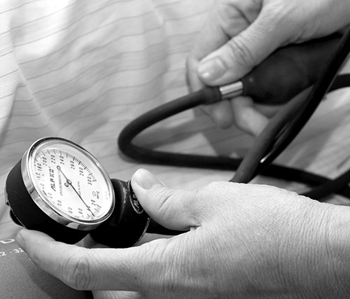 Uong thuoc ha huyet ap lau dai co hai khong?