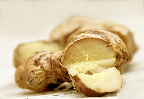 Cach dung gung chua rung toc