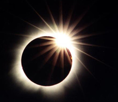 Lai tin don nguyet thuc ngay 28/9 toi se la ''Ngay tan the''