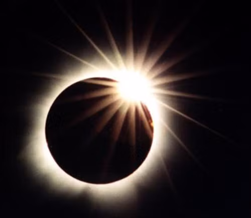 Lai tin don nguyet thuc ngay 28/9 toi se la ''Ngay tan the''