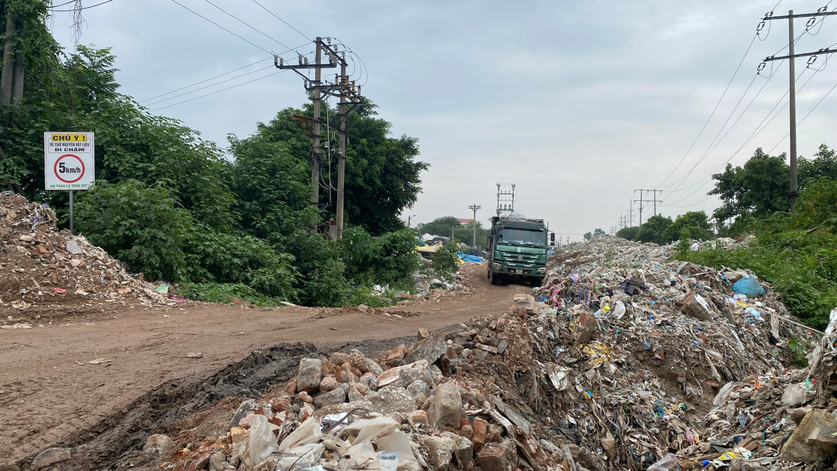 NSUT Nguyen Tai Van: Tran tro voi nhung “sat thu tham lang”-Hinh-8