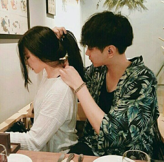 Vi sao nguoi yeu cu cua chong luon la “the luc” duoi mai khong di?