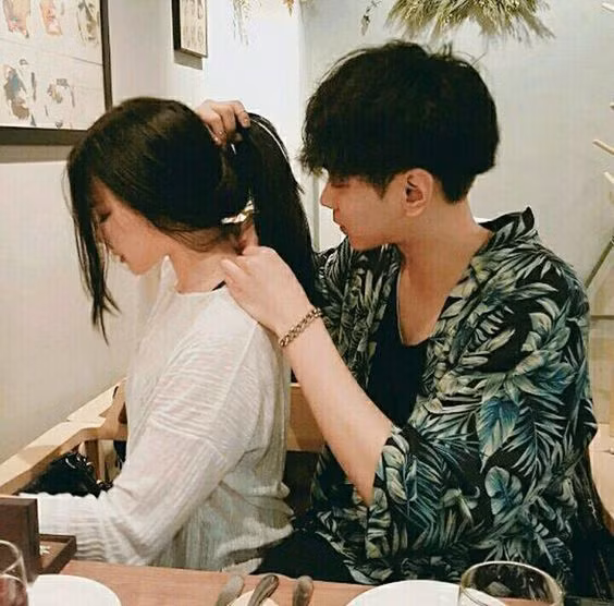 Vi sao nguoi yeu cu cua chong luon la “the luc” duoi mai khong di?