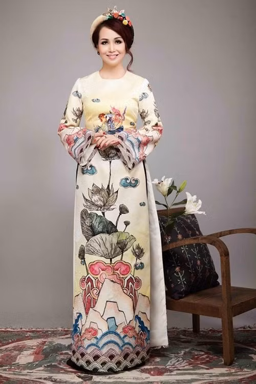 Trong dàn hoa hậu đông con nhất Việt Nam (gồm Hoa hậu Việt Nam 1992 Hà Kiều Anh), Nguyễn Diệu Hoa có cuộc sống êm đềm, ít sóng gió hơn hẳn những người đẹp khác.