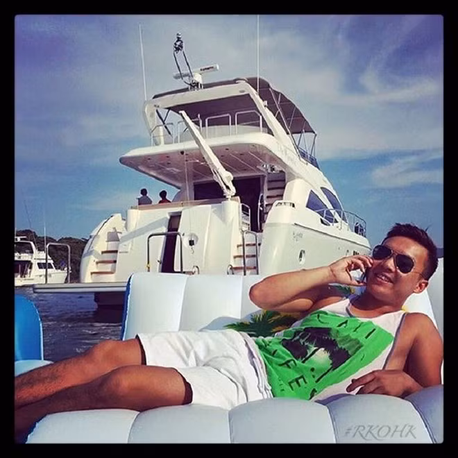 Hoi con nha giau chau A nghi le nhu the nao?