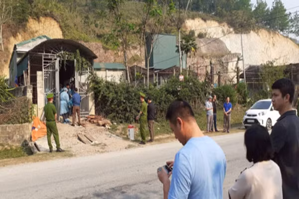 Toan canh thuc nghiem hien truong vu nu sinh giao ga bi sat hai o Dien Bien-Hinh-11