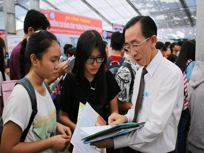 Diem san xet tuyen dai hoc chinh quy 2019 cua 5 DH tai Ha Noi va TPHCM-Hinh-10