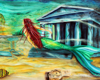 Sou Shen Ji - một cuốn sách cổ của Trung Quốc được viết dưới thời nhà Minh có đề cập đến một nàng tiên cá có tên jiaoren sống ở Biển Đông. Nước mắt của nàng tiên cá khi rơi xuống biến thành ngọc trai.