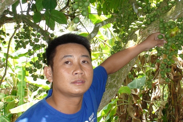 Ky di nui Cam: Cua cay ra mau va dot nhang khong chay