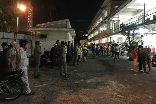 Nguoi nha me con san phu tu vong bat thuong 