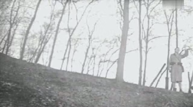 Walking Sam khiến nạn nhân tin rằng họ là những người vô dụng và không đáng sống. Sau khi gieo rắc ý nghĩ xấu xa trên, nạn nhân sẽ bị ám ảnh, thậm chí là dày vò một cách khổ sở trong suốt thời gian dài.