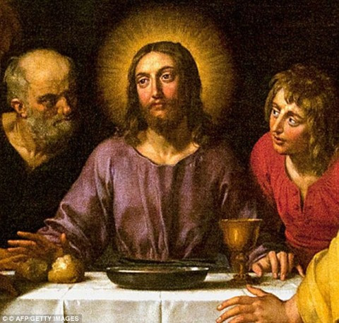 Cốc Nanteos được nhiều người tin là “Chén Thánh” (chiếc cốc được Chúa Jesus sử dụng trong "Bữa tiệc ly" - bữa ăn cuối cùng với các môn đồ trước khi Ngài chết). Vì vậy, nó được coi là di sản linh thiêng nhất của người Công giáo.