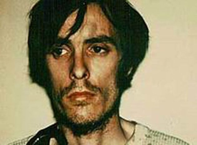 Richard Chase còn được biết đến với biệt danh ma cà rồng ở Sacramento bởi những tội ác rùng rợn mà y gây ra. Theo điều tra của cảnh sát, Chase là con nghiện ma túy và bị ảo tưởng.