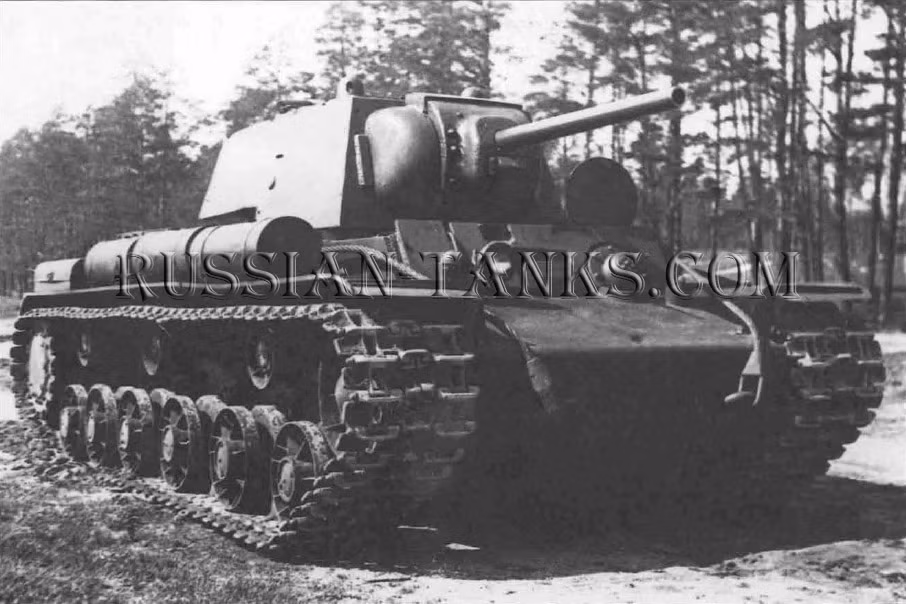 Hậu quả là toàn bộ 6 binh sĩ Liên Xô thiệt mạng. Khi ấy, lính Đức quốc xã mới có thể hành quân qua.