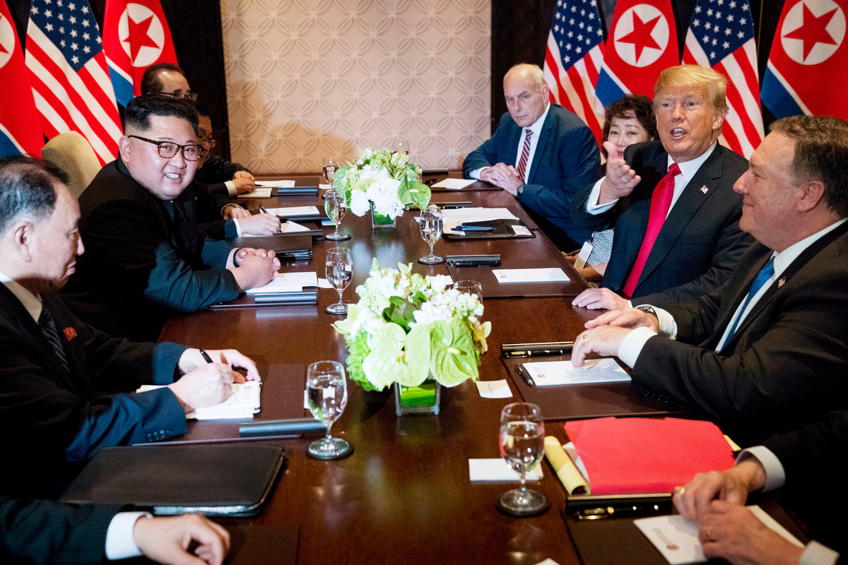 Trước đó, ông Kim Jong-un tham dự cuộc họp thượng đỉnh lần thứ nhất với ông Donald Trump vào tháng 6/2018 diễn ra tại Singapore.