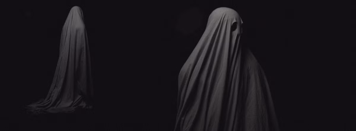 Những cô hồn này chưa siêu thoát nên cũng muốn có được một cỗ quan tài tốt để yên lòng sang thế giới bên kia.