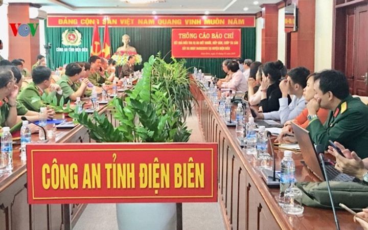 2.Công an Điện Biên thông tin chính thức vụ nữ sinh bị sát hại chiều 30 Tết: Chiều 18/2, Công an tỉnh Điện Biên, Ban Tuyên giáo Tỉnh ủy Điện Biên tổ chức thông tin về vụ nữ sinh Cao Mỹ Duyên bị sát hại khi đi giao gà vào chiều 30 Tết.