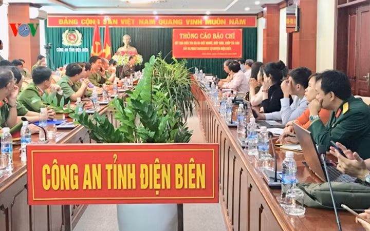 2.Công an Điện Biên thông tin chính thức vụ nữ sinh bị sát hại chiều 30 Tết: Chiều 18/2, Công an tỉnh Điện Biên, Ban Tuyên giáo Tỉnh ủy Điện Biên tổ chức thông tin về vụ nữ sinh Cao Mỹ Duyên bị sát hại khi đi giao gà vào chiều 30 Tết.