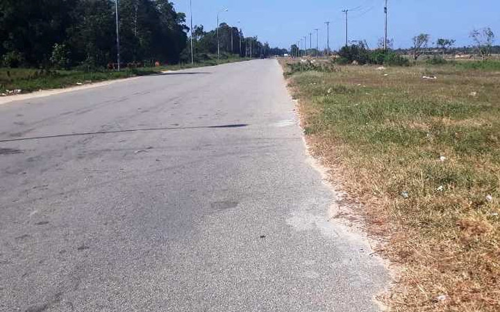 1.Bộ Công an vào cuộc điều tra kẻ tạt axit, cắt gân chân Việt kiều: Công an huyện Bình Sơn (Quảng Ngãi) đang phối hợp với công an tỉnh, trong đó có sự tham gia, chỉ đạo của Bộ Công an để khẩn trương thu thập chứng cứ, điều tra truy tìm hung thủ vụ án tạt a xít, cắt gân chân anh Võ Duy Nghiêm (SN 1993, định cư ở Canada), theo Vietnamnet. (Ảnh: Vietnamnet)