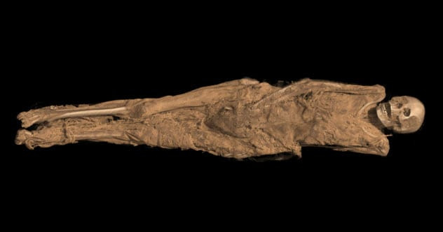 Vào năm 2014, xác ướp một phụ nữ được tìm thấy bên bờ sông Nile ở miền Bắc Sudan. Khi tiến hành kiểm tra xác ướp, các chuyên gia bất ngờ phát hiện một hình xăm trên đùi.