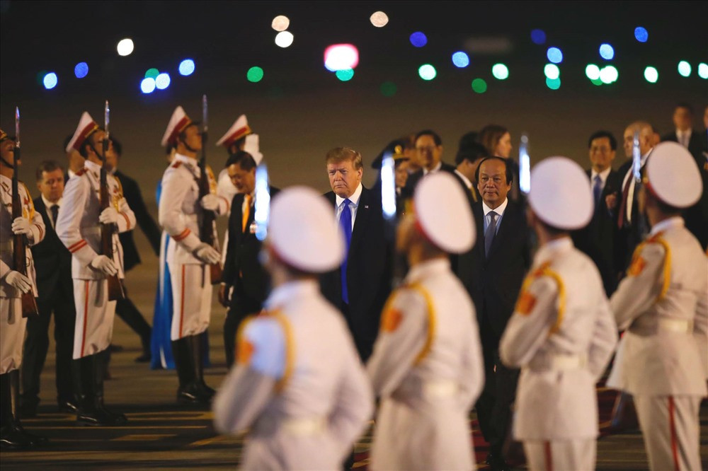 Trong đó, màu xanh thúc đẩy khả năng suy nghĩ sáng tạo. Màu này cũng tượng trưng cho bầu trời, đại dương, khiến người ta dễ dàng liên tưởng đến sự cởi mở, bình yên và hòa bình. Ảnh: Lao động.