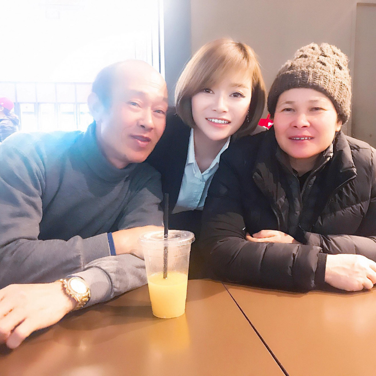 Co gai tung tu tu tro thanh cam hung cua co dau Viet tai Han