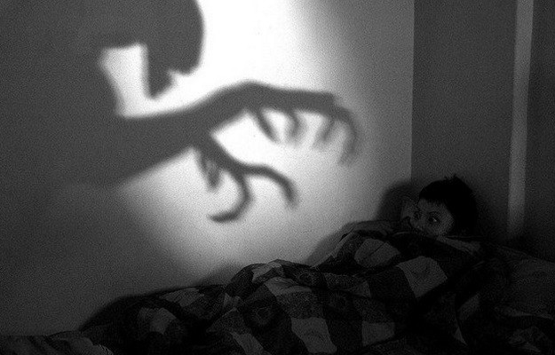 Sau khi "bóng đè", một số người không dám đi ngủ hoặc không thể ngủ tiếp vì lo sợ sẽ trải qua hiện tượng rùng rợn trên một lần nữa.