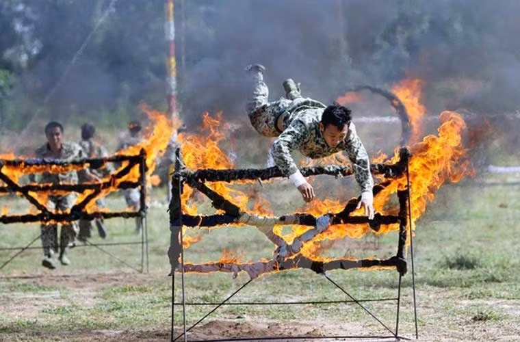 … Khẳng định cách đánh đặc công là cách đánh bằng lực lượng ít nhưng chất lượng cao, trang bị gọn, nhẹ, có uy lực, luồn sâu tạo thế có lợi hơn hẳn đối phương, đánh gần, đánh hiểm, đánh nhanh, đạt hiệu suất cao, hiệu quả lớn, trong đó có nhiều trận thắng lợi đạt giá trị chiến dịch, chiến lược.