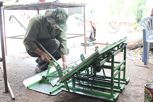 May cay khong dong co cua dai gia hai lua