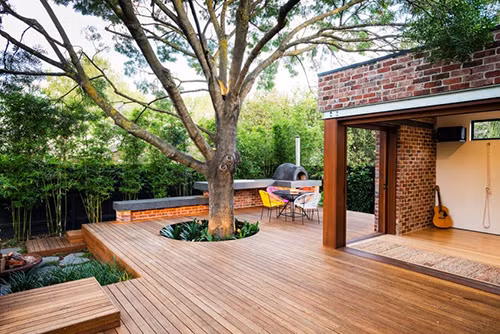 Bi kip dung san nhua trang tri ngoai troi