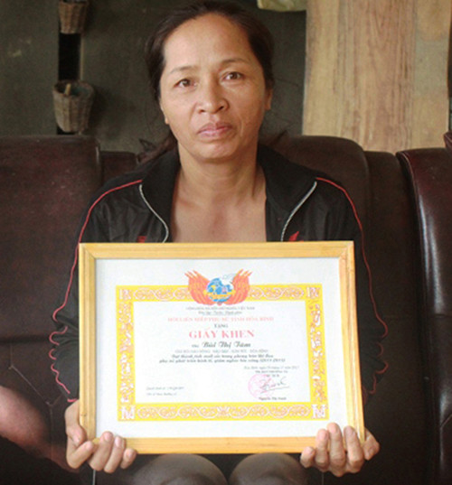 Chan dung hai “nu tuong” ban Muong o Hoa Binh-Hinh-2