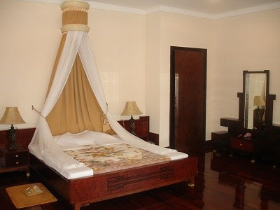 Bi mat ve noi nhuom mau chuyen tinh ba Tran Le Xuan