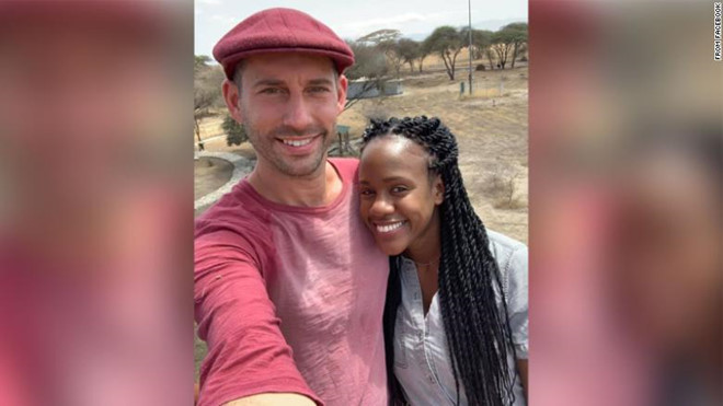 Bay ve cau hon duoi nuoc, chang trai My mat mang-Hinh-2