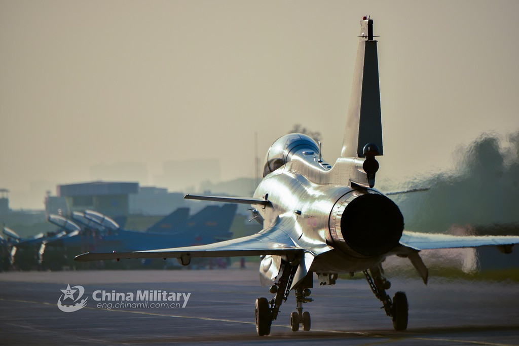 Lien tiep gap tai nan quan doi nghiem trong, Trung Quoc buoc phai thay doi-Hinh-2