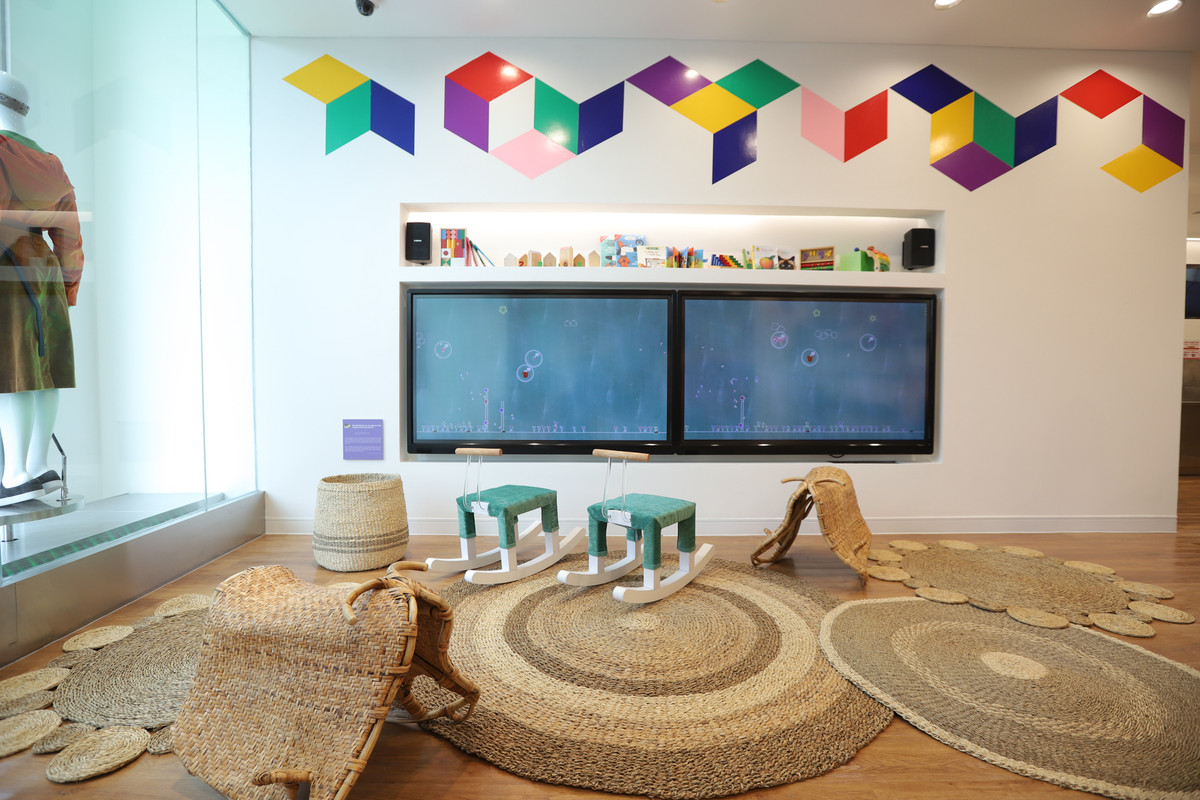 Choang ngop canh ngan nguoi Sai Gon chen chan vao Uniqlo ngay khai truong-Hinh-10