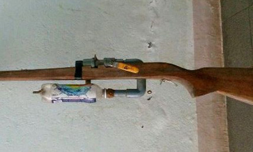 Sua sung tu che, nam sinh nhan hau qua tham khoc