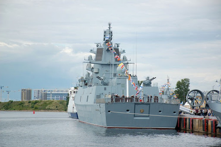 Ngoài các chiến hạm Đô đốc Kasatonov và Đô đốc Gorshkov, Nga đang chế tạo 4 tàu chiến Đề án 22350 và dự kiến biên chế trong giai đoạn 2022-2025.