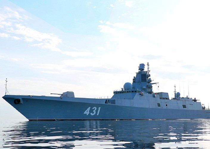 Con tàu đã vượt qua thử nghiệm ở Hạm đội Phương Bắc và Hạm đội Baltic, vận hành trong nhiều điều kiện thời tiết khắc nghiệt. Đô đốc Kasatonov là chiến hạm hiện đại, uy lực và sẽ tăng cường sức mạnh cho hải quân Nga.