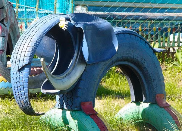 Trang trí vườn không giới hạn ở bất kỳ khuôn khổ gò bó nào. Bạn hãy khai thác tối đa mọi sự sáng tạo để tạo ra mẫu trang trí độc đáo của riêng mình.