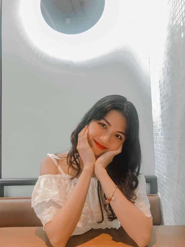 Sau thời gian du học ở Nhật Bản, Lan Thy đã quay về Việt Nam. Dù không thường xuyên cập nhật hình ảnh lên mạng xã hội nhưng có thể thấy nhan sắc của “hot girl ống nghiệm” thay đổi khá nhiều. Ảnh: Tổng hợp